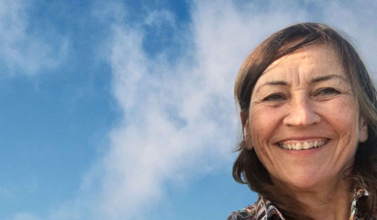 Photo-portrait de Gwenola Drogou, présidente de l’Association française d’Identification odontologique (AFIO)